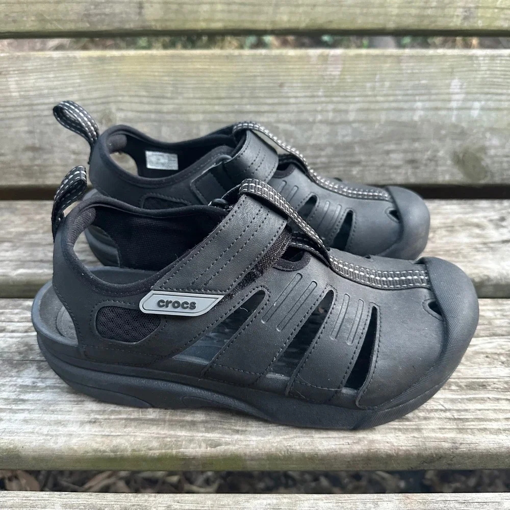 Crocs Yukon Fisherman Sandals Men's Size 8 Black LiteRide Water Shoes Gorpcore